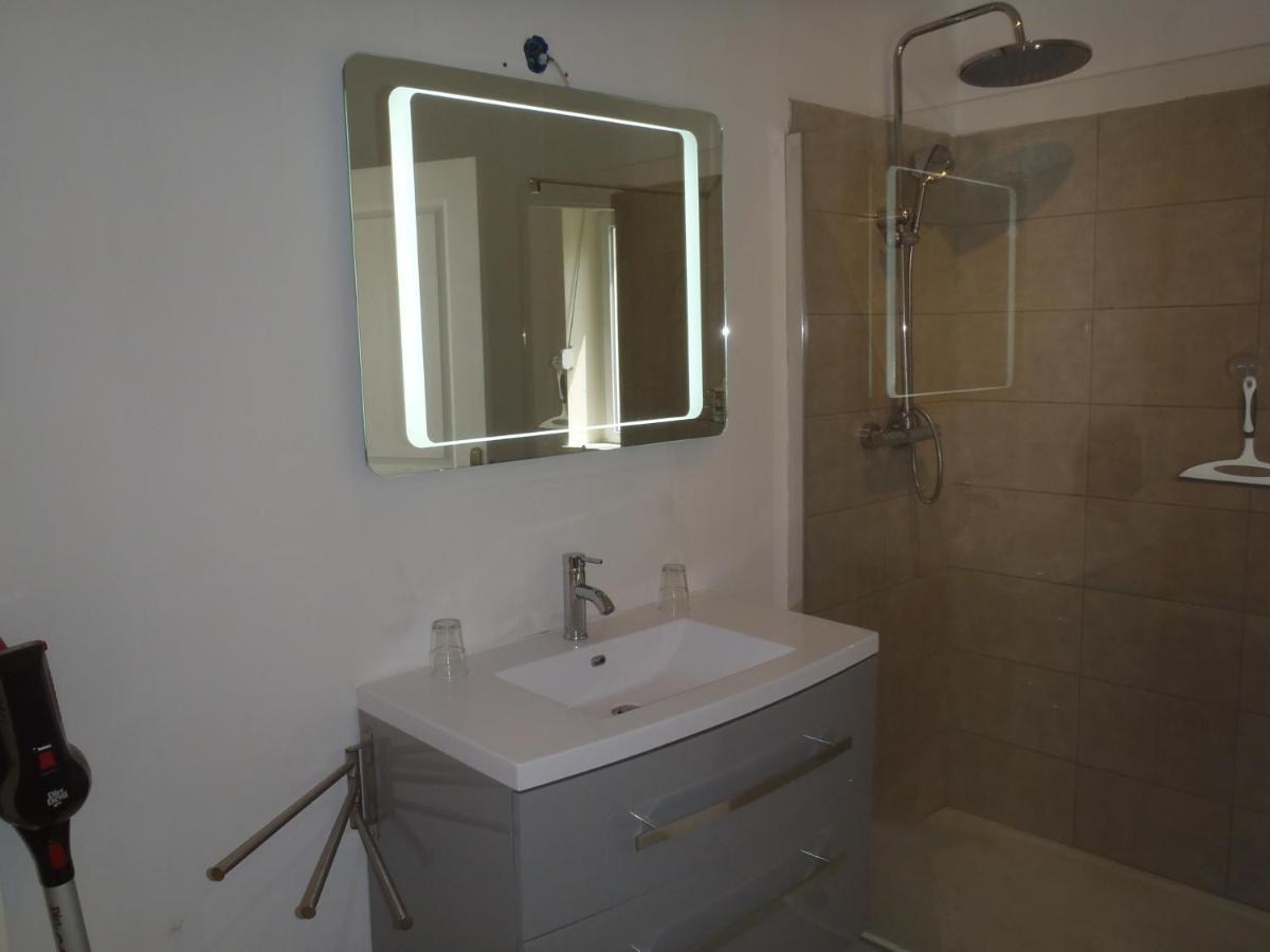 Chambre D'Hotes Fantesstique Berzieux Ngoại thất bức ảnh